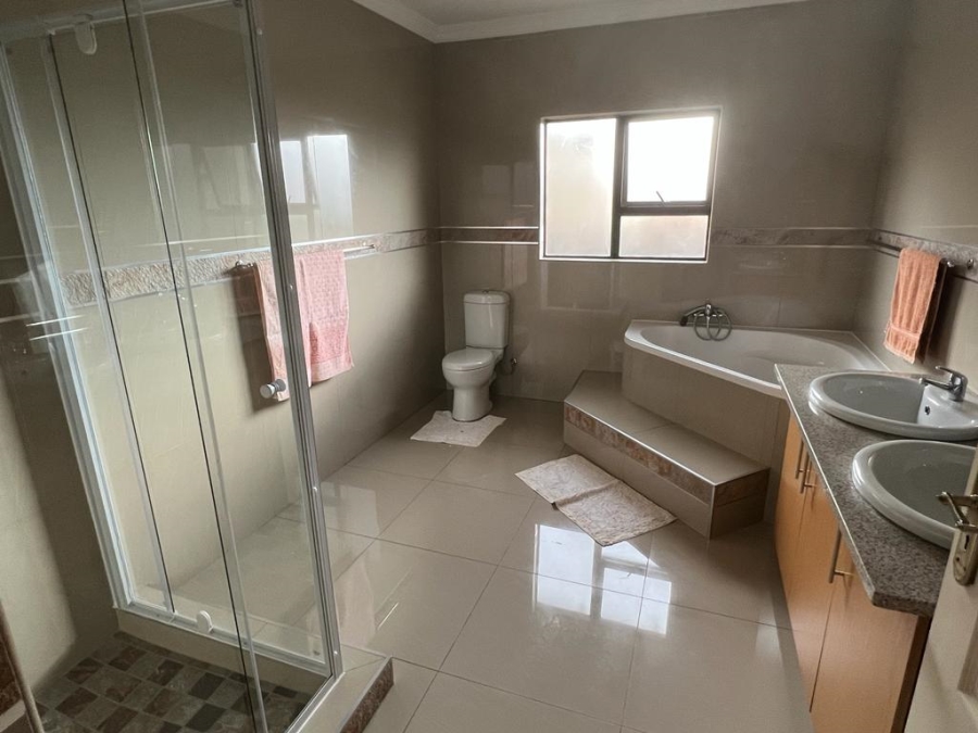 3 Bedroom Property for Sale in La Camargue Private Country Estate North West